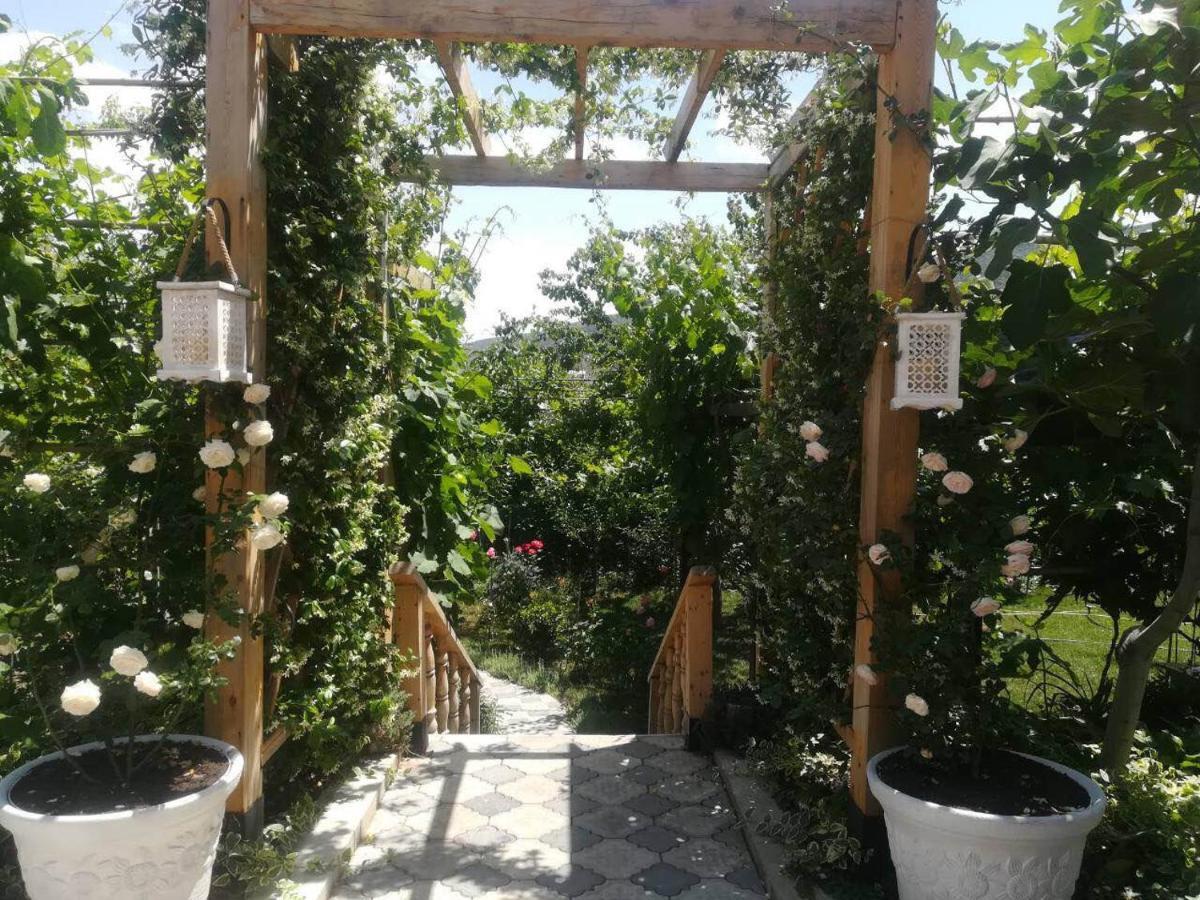 My Garden Ξενοδοχείο Τυφλίδα Εξωτερικό φωτογραφία